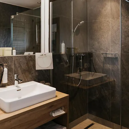 Thurnerhof Hotel *