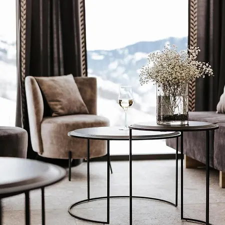 فندق تورنهوف سالباخ هينترغليم