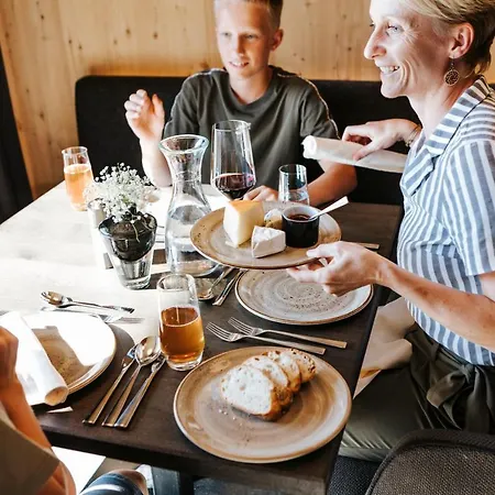 تورنهوف فندق سالباخ هينترغليم