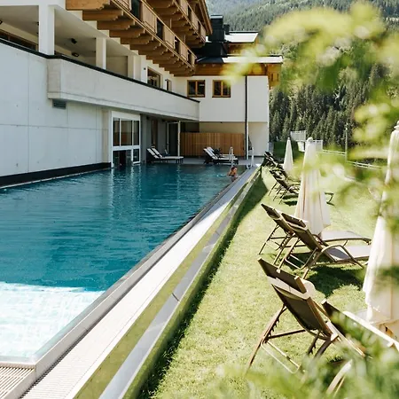 تورنهوف فندق سالباخ هينترغليم